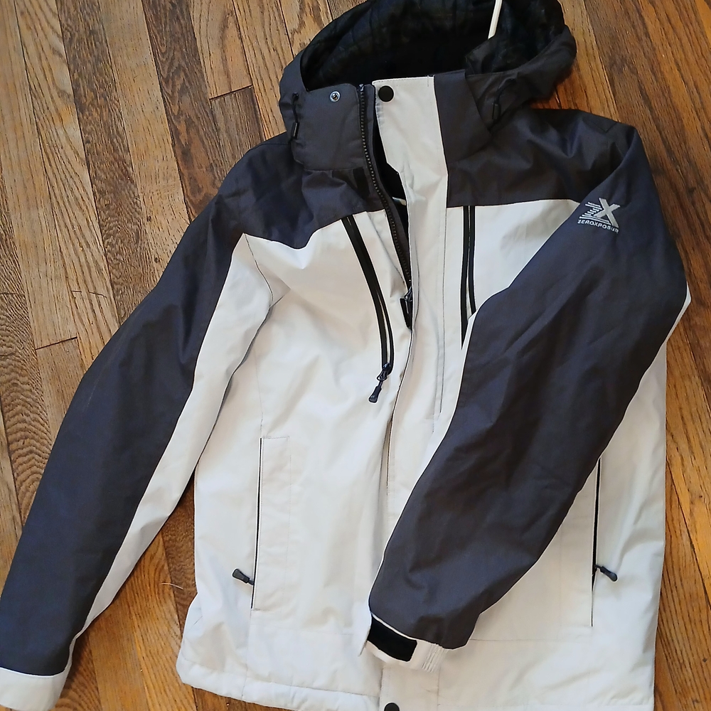 ZeroXposur Black and White Ski Jacket